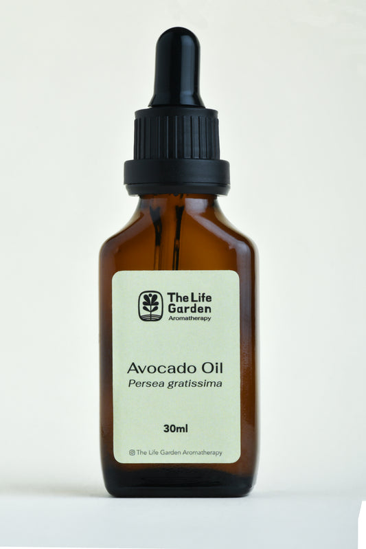 Avocado oil (Persea americana)
