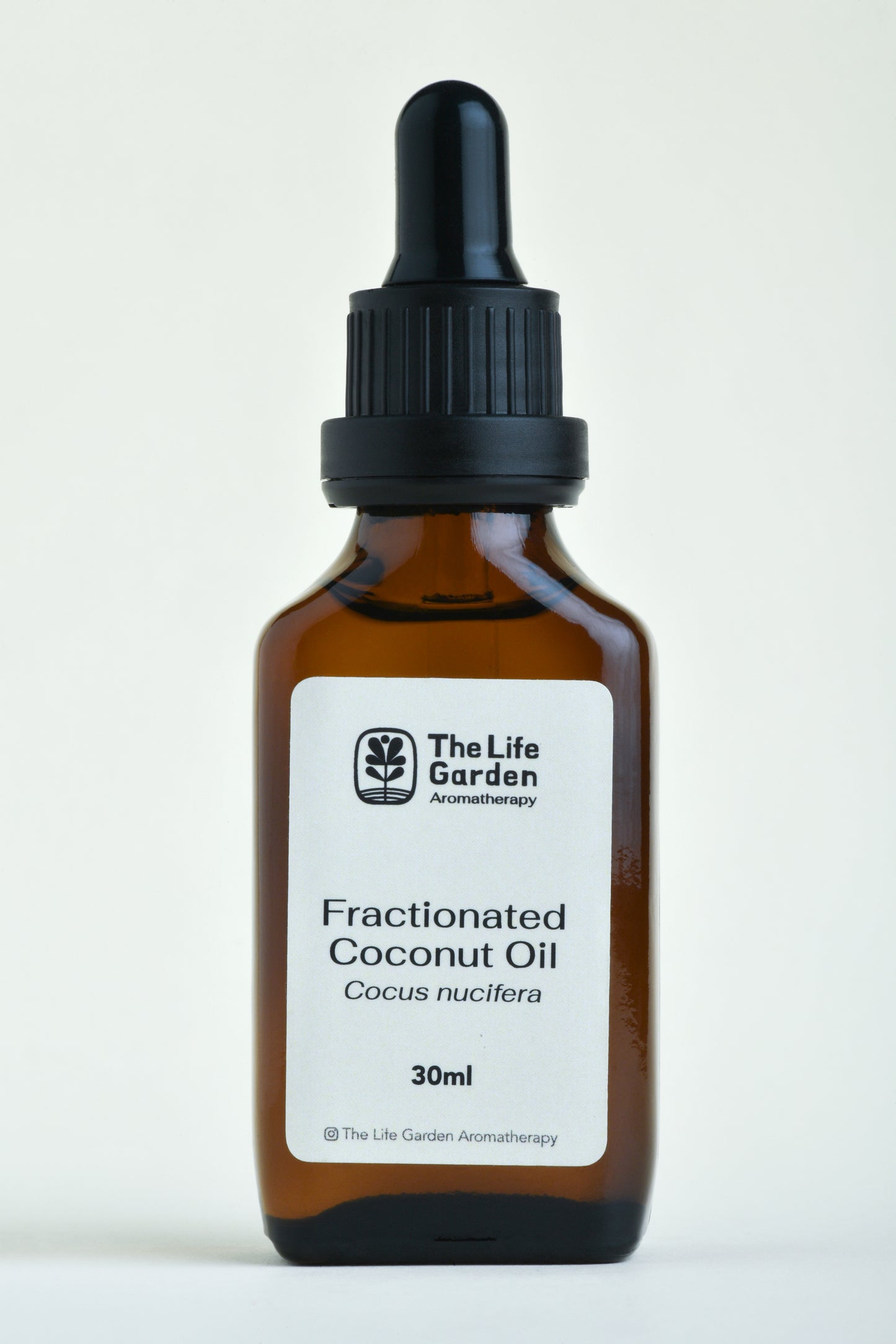 Fractionated Coconut Oil (Cocos nucifera)